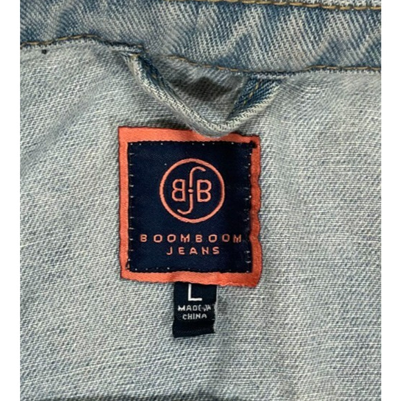 BoomBoom Jeans Denim Jacket Women’s Size Large Light Wash Button Up - Picture 4 of 11